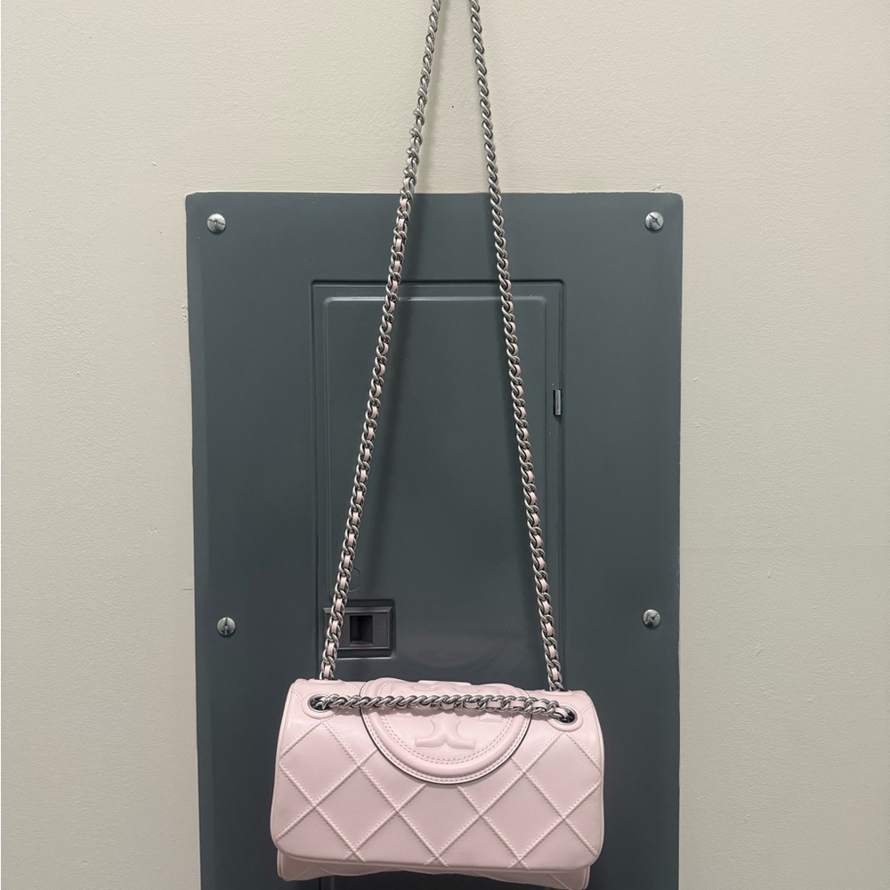 FLEMING SOFT SMALL CONVERTIBLE SHOULDER BAG - Picture 6 of 7